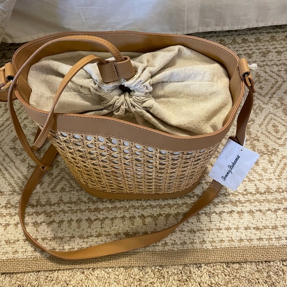 COPY - Tommy Bahama Crossbody Purse - Picture 2 of 3